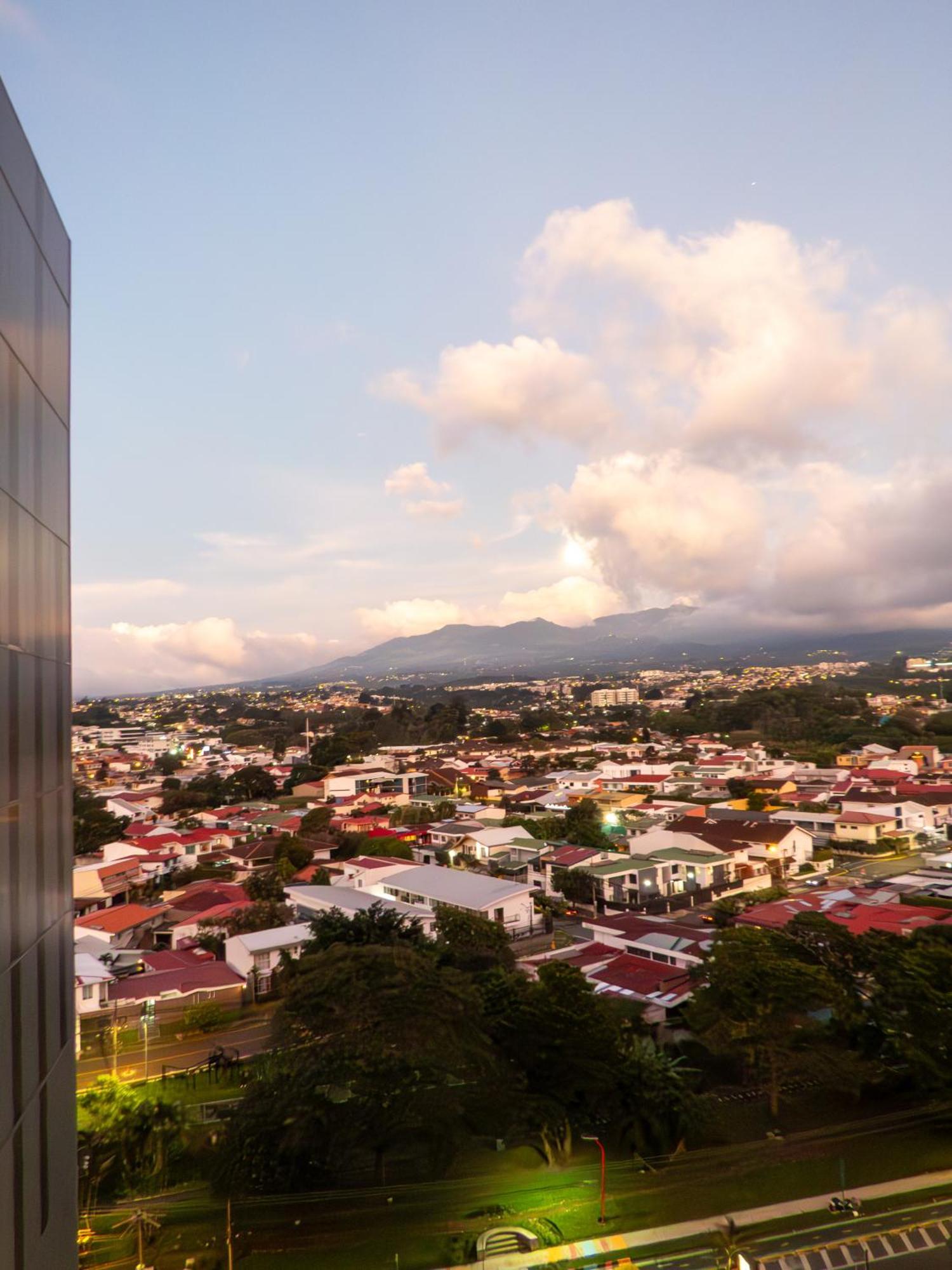 Ifreses, Study Full Equipped Whith Pool, Air- Conditioning, Spectacular View Of The City, Parking With Additional Payment Curridabat Exteriér fotografie